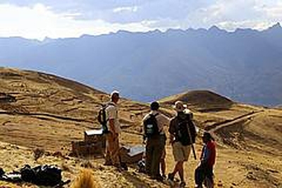 EWB members are planning a new water system for a small mountain town in Peru. [Photo: WWU]