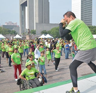A trainer leads out in exercises in Monterrey, Nuevo Leon, Mexico, as part of the I Want to Live Healthy initiative. IAD/Aljafet Chable