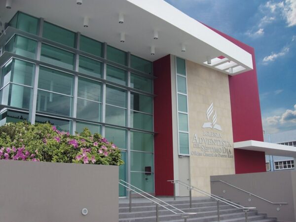 Adventist Church in Puerto Rico Struggles Amid Economic Crisis
