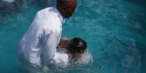 Baptisms Reach 100,000 in 'Wonderful Miracle' in Rwanda