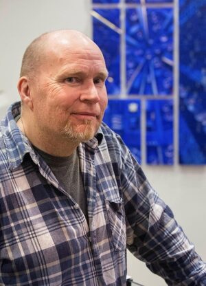 Norwegian Artist Proclaims Adventist Faith With His Large Works
