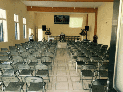 The new church's sanctuary can seat 140 people. (Southeast Mexican Union)