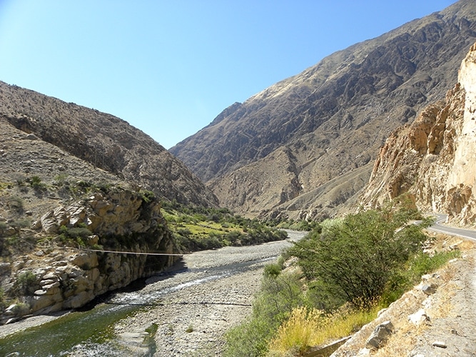 Granitic rocks the Peru valley [PC: Ben Clausen]
