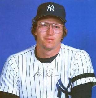 Ron Davis when he played for the New York Yankees prior to coming to the Minnesota Twins.