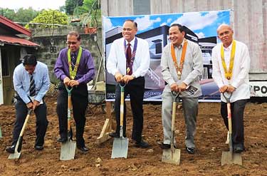 <b>BREAKING NEW GROUND:</b> Publishing leaders break ground for new publishing center in Davao. 