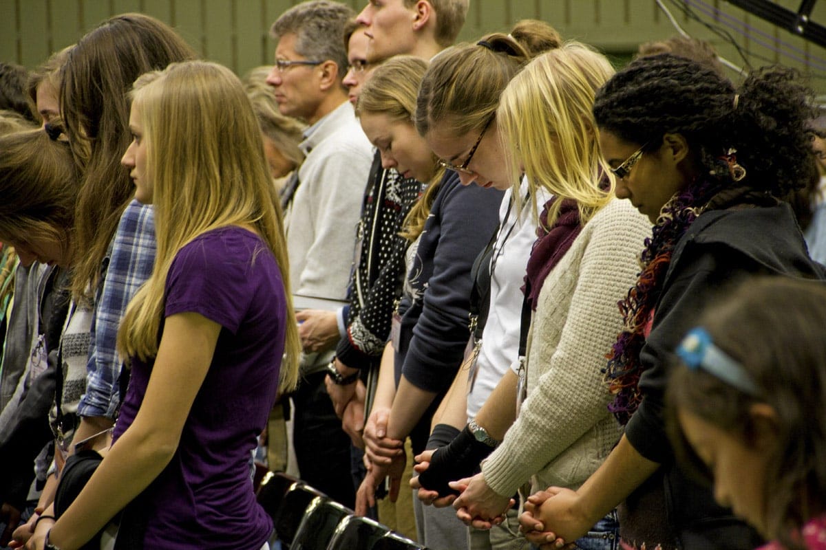 Scandinavian youth at a church event at Ekebyholm Adventist School, Sweden. [Photo: Christian Hjortland/ADAMS]