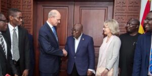 Adventist Church President Prays With Ghana’s President