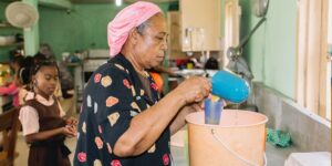 Adventists in Belize Run Soup Kitchen for Schoolchildren in Need