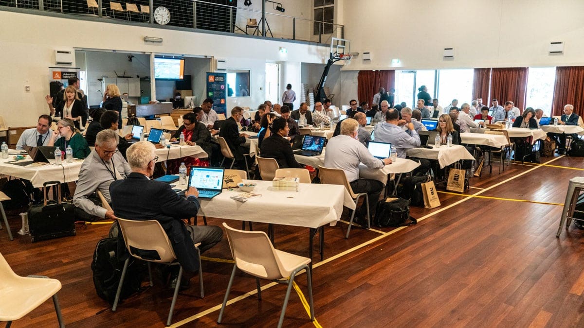 South Pacific Division (SPD) delegates voted to make administrative structure changes at the regional headquarters. Regional church leaders said the rationale for the changes is avoiding role duplication and strengthening mission and disciple-making initiatives. [Photo: Adventist Record] 