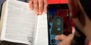 Bible Uses Augmented Reality to Visualize Prophetic Images
