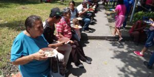 Crisis Does Not Stop Venezuelan Adventists from Helping Their Neighbors