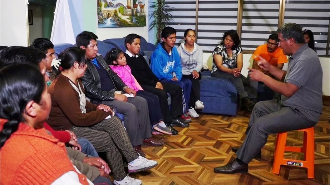 Ramber, the small group ministry launched by Edgar y Felipa Ramos six years ago, has multiplied in such a way that so far, 55 people have been baptized. [Photo: South America Division News]