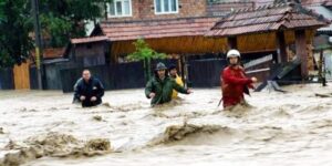 “Hope Above Water” Project Assists Flood Victims in Romania
