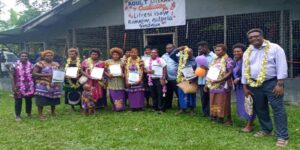 In Papua New Guinea, Adult Literacy Program Equips Students for Life