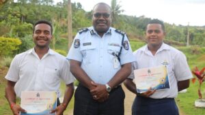 In Fiji, Students Commended for Helping Police Apprehend a Suspect