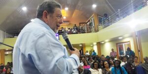Prime Minister Praises the Work of the Adventist Church in St. Vincent