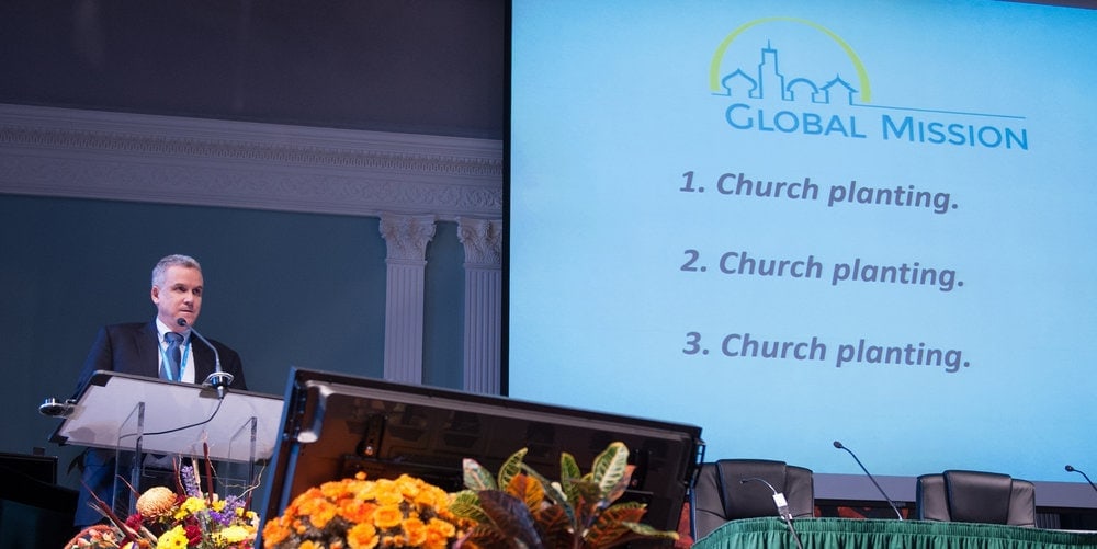 Adventist Mission director Gary Krause underscoring the importance of church planting at the Annual Council in October 2014. Photo: ANN