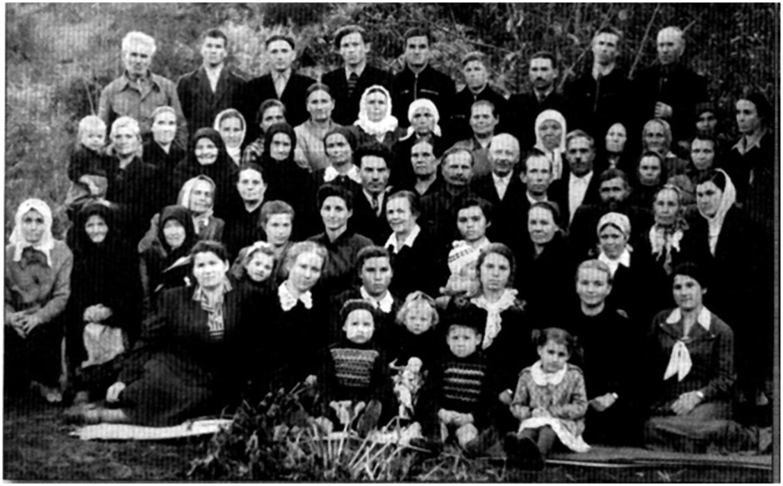 Adventist congregation in Almaty, 1957, resembling an Adventist congregation in Georgia in those times [Courtesy of Euro-Asia Division]
