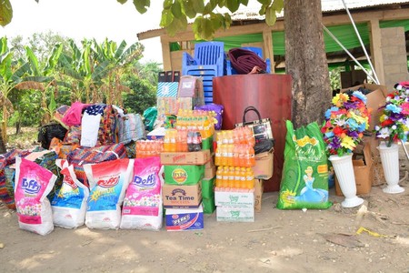 Some of the items donated to the Baako Ni Aba community by the Ghana-based Adventist Smart Women group. [Photo: West-Central Africa Division News]