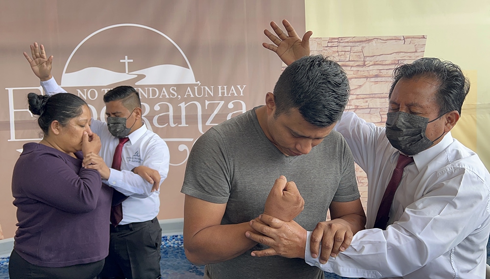 caravana guatemala baptism david garcia