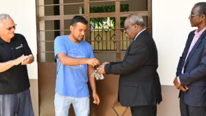 Maranatha Hands Over Keys to School Built in Côte d’Ivoire