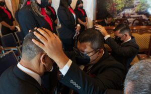 Honduras Pastors Ordained in Meaningful Island Spot