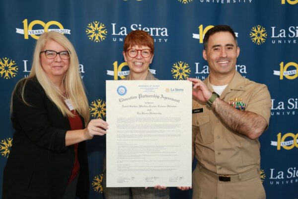 <strong>La Sierra University, U.S. Navy Sign Partnership Agreement</strong>