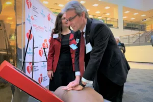 <strong>Mobile CPR Kiosk Aims to Improve Community Health</strong>