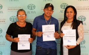 <strong>ADRA Helps Hundreds Complete Literacy Program in El Salvador</strong>