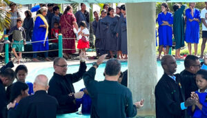 Radio Evangelism in Philippines Results in More than 1,700 Baptisms