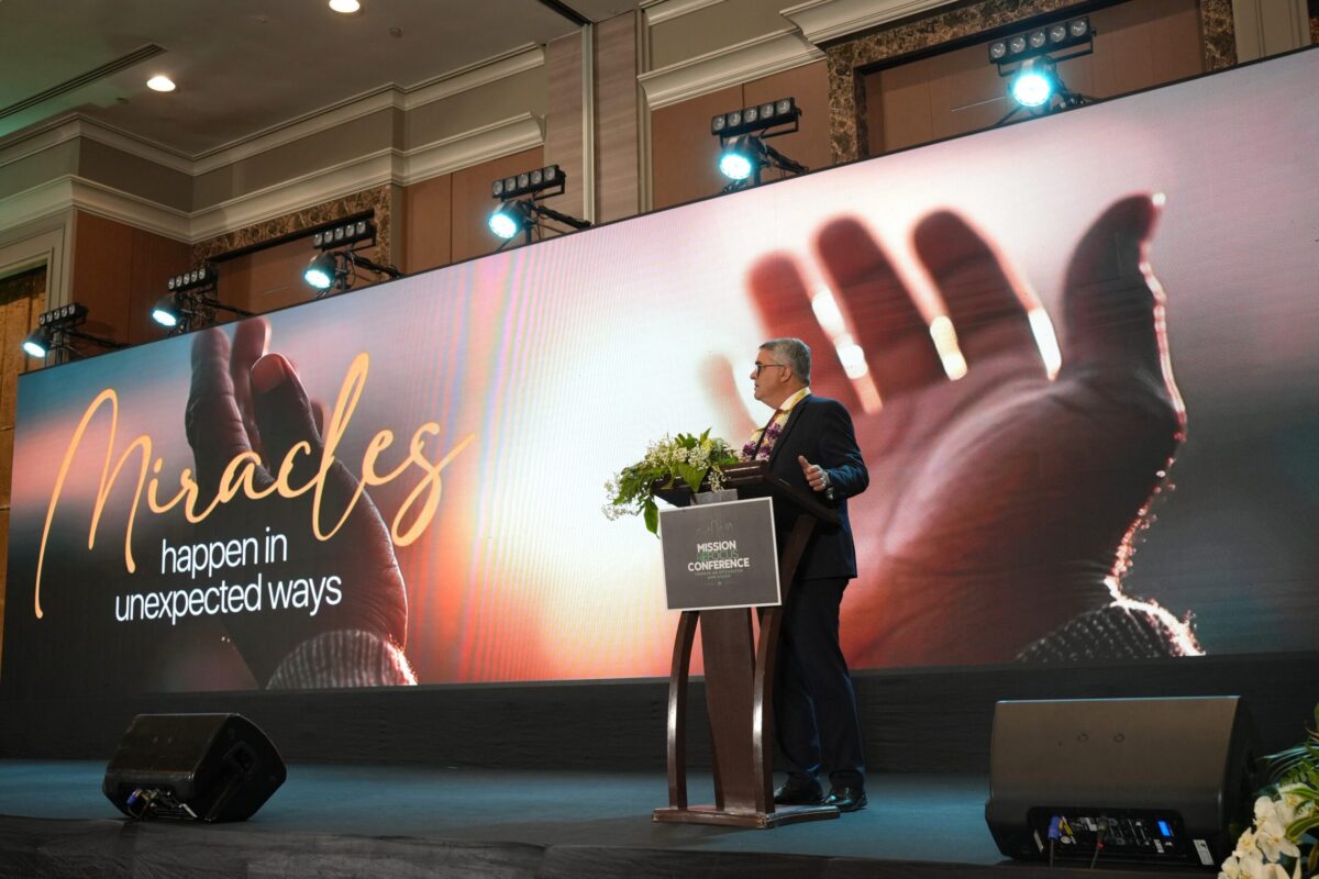 God Is Looking for Dreamers, General Conference President Says